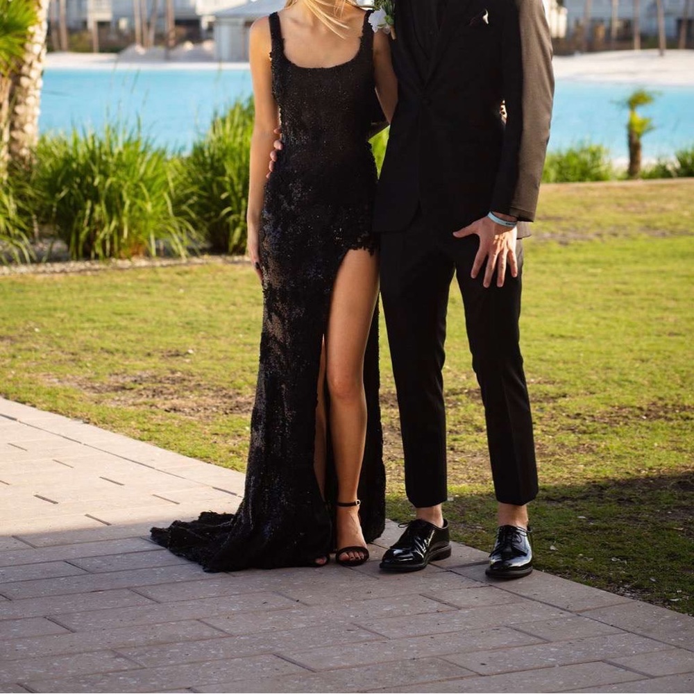 Prom dress - Picture 4 of 4